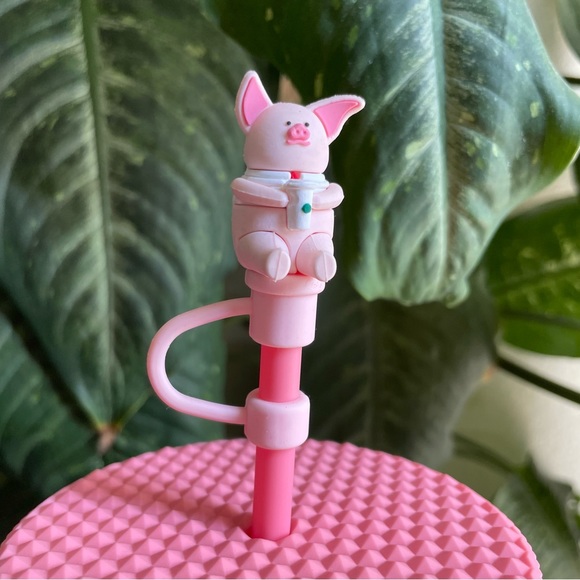 NWT 2021 Starbucks Overseas HTF Matte Pink Bubblegum studded tumbler - Picture 2 of 5